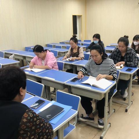 导务小学数学教研活动