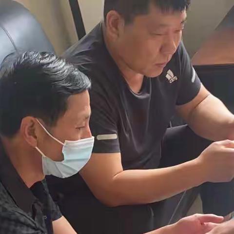 八农场在安全生产月期间改变以往形式开展安全生产宣传活动
