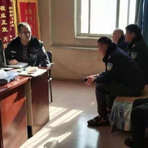 组织传达市公安局会议精神