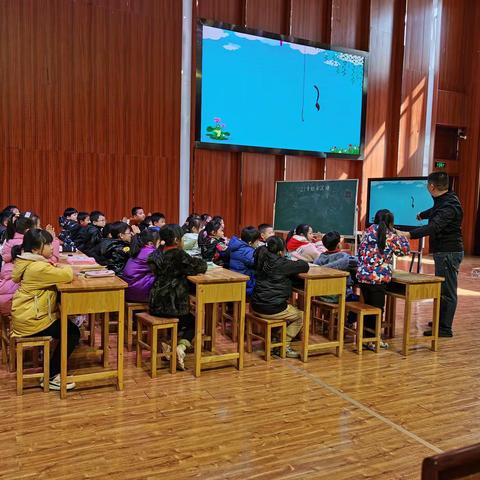 小学部语文组教研活动——《青蛙卖泥塘》公开课展示