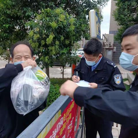 【战疫日记】爱心送药 情系群众（四）