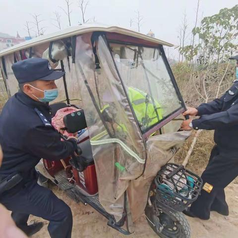 危急时刻显身手 忠诚履职勇担当