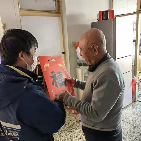 新春将至威海移动送福添年味