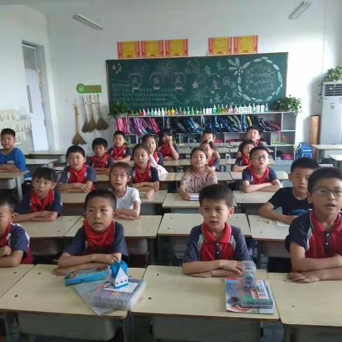 二实小华晨校区二年级快乐英语校本课程