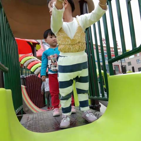 丑妞妞的快乐生活！