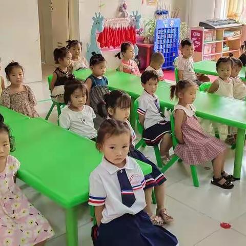 纸坊镇第二中心幼儿园豆豆班——感恩有你！感谢陪伴！