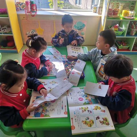 幼儿园的一周上——朵朵二班