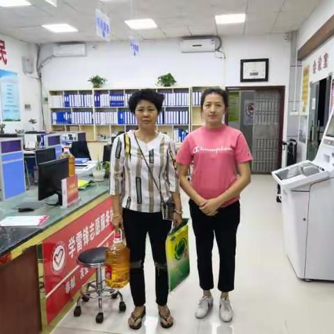 丹州社区开展母亲节慰问活动