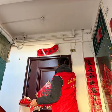 无物业小区大清扫，旧貌换新颜