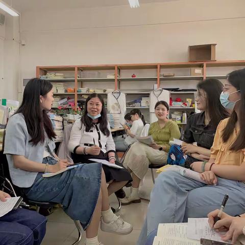 党建引领促发展，真抓实干谱新篇——七年级学部第十七周班会课校本教研