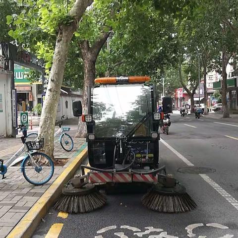 创建全国文明典范城市攻坚站。