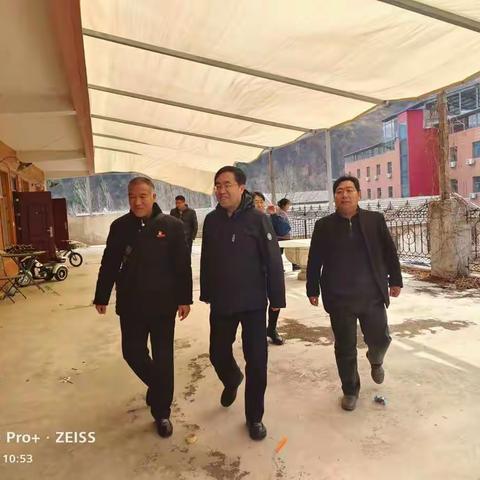 全国劳动模范及国网济南历城供电公司单位领导莅临清水圈村调研指导推进第一书记的工作情况