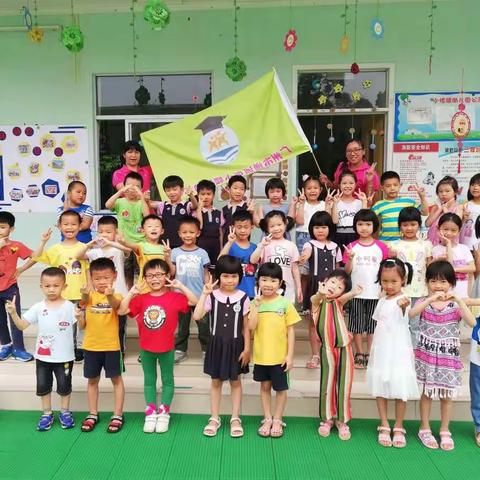 小楼幼大四班图书馆参观学习