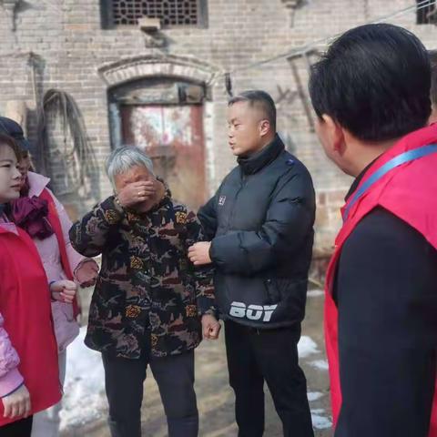新密市慈善总会阳光分会携江勇爱心公益团队春节慰问特殊老英雄纪实！