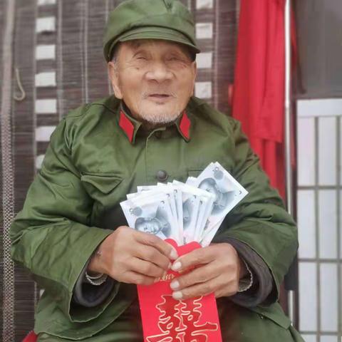 新密市慈善总会阳光爱心分会春节慰问老英雄纪实！