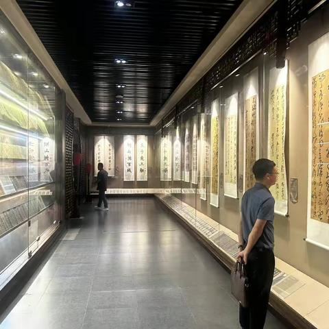 参观交流助发展 分享学习促提升