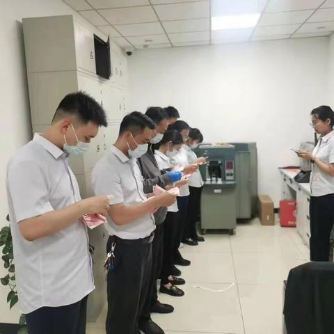 吴桥支行开展客服经理点钞技能培训活动