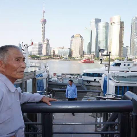 我的老爸叫“万能”