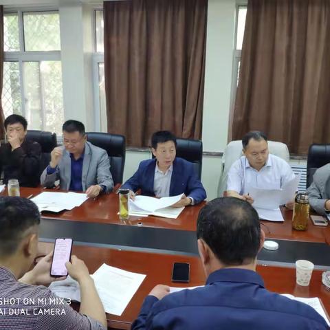 市城管局召开市容秩序和环境卫生管理考核办法座谈会