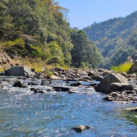 穿越江背山