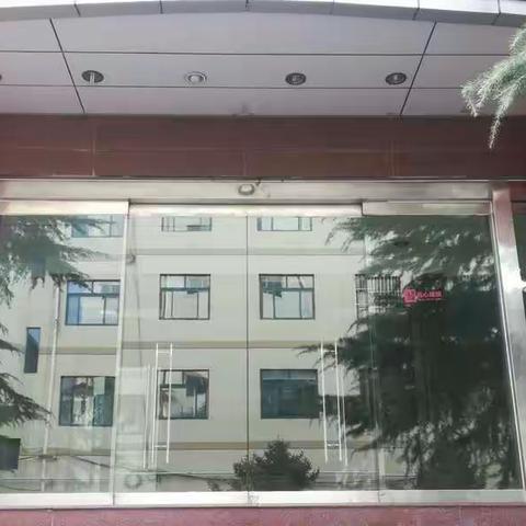 春节值班——祝福春节保安全的物业人