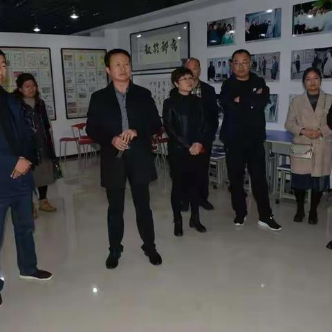 交流学习        共促发展                                ——临漳职教赴峰峰职教中心参观学习