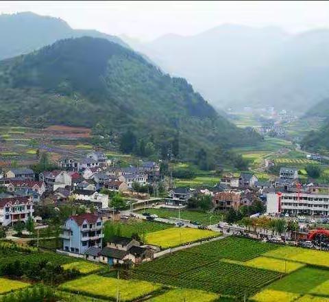 《怀念故乡》原创： 攀登高峰 西柏坡文学 3月13日