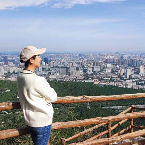 今日云景好，水绿秋山明——2022年10月5日游济南佛慧山