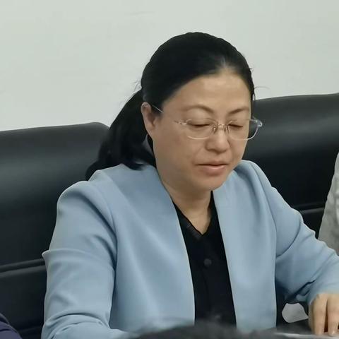 为城市医疗集团建设助力赋能——龙华区卫健委到我院指导紧密型医疗集团运行工作