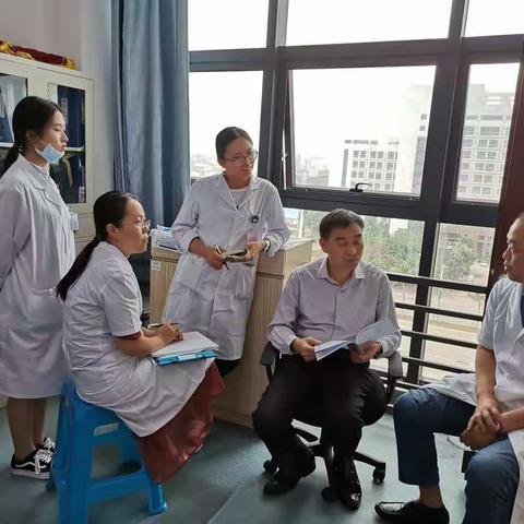 11月27日陈漠水主任医师到我科查房