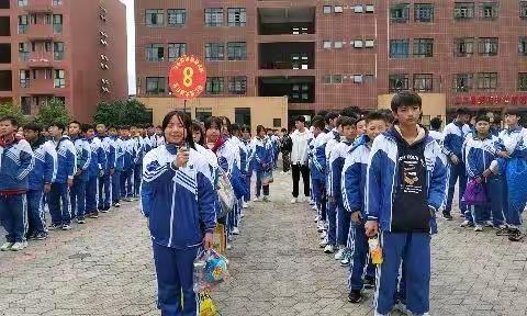 江口县第四中学八年级（4）班2022年梵净山生态研学实践活动