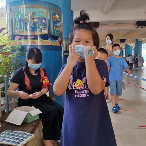 组织有序，小编直击核酸检测现场