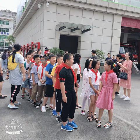 走进消防大队暑假实践活动——朱楷瑞