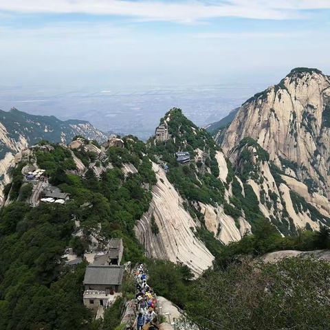 华山