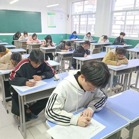 【汝州二高】高二二段开展“英语词汇达人竞赛”活动