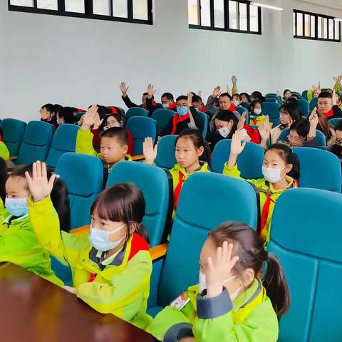 响应二十大 永远跟党走—尹珍小学召开中国少年先锋队暨第三次代表大会