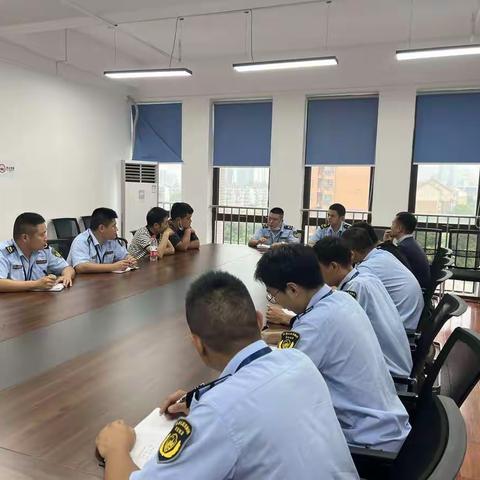 持续强化治理  建设文明东站