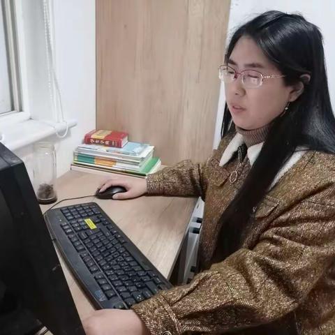 市二小：最美疫情防控教师——樊蓓红