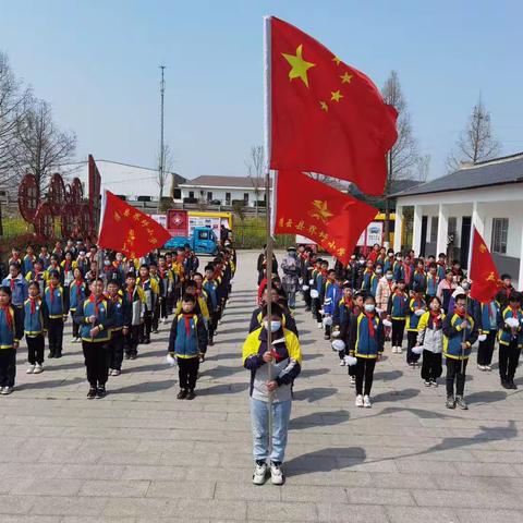 贾南庄小学清明节扫墓活动—我们的节日，精神的家园-清明