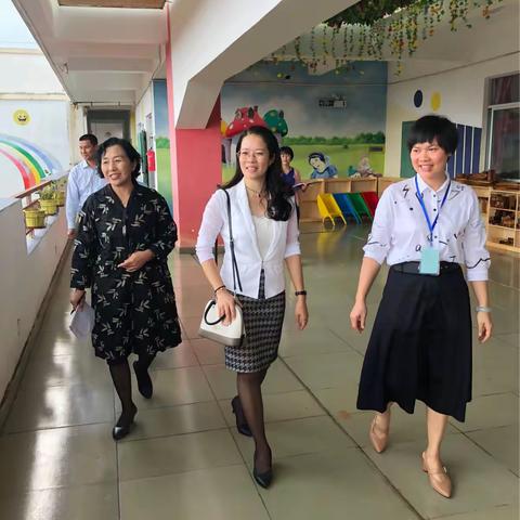 结对帮扶，成效初显――龙华区教研室专家及布朗幼儿园领导莅临海口市龙泉镇中心幼儿园指导工作