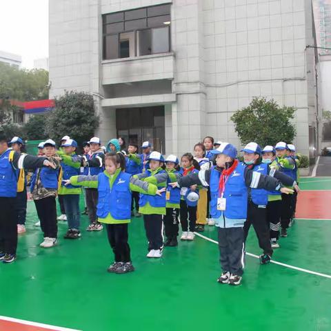 致敬城市安全守护者——衡阳市八中教育集团船山英文学校小学部湖南日报小记者走进蒸湘区消防救援大队活动