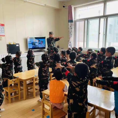 寿光市爱心幼儿园小一班娃娃兵课