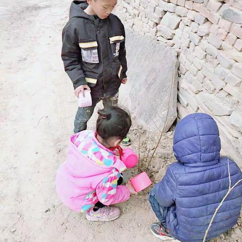 延安育才红军小学一年级七班 黄耀华