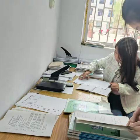 落实"双减″政策，提升教育质量  ——故县一中开展作业常规检查