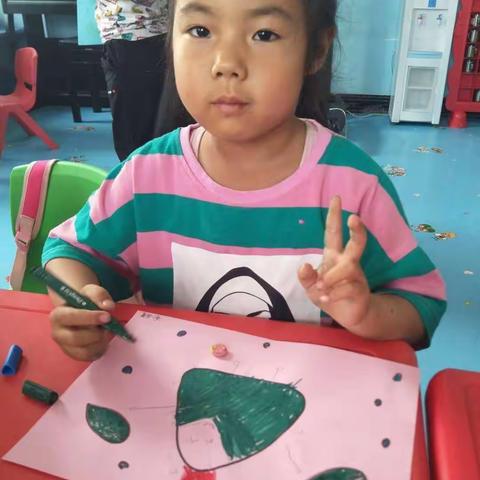 聪明活泼的谢媛馨宝贝🌹🌹🌹