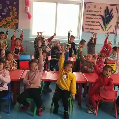 中二班宝贝们的第十二周美好生活记录