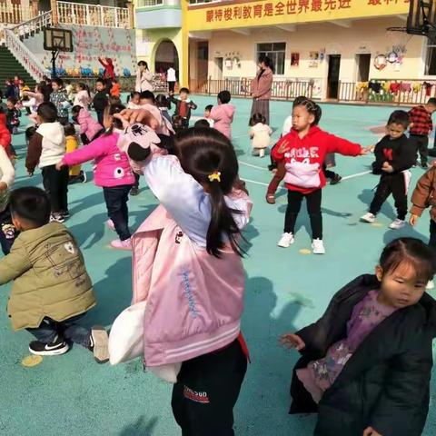 小小“孕妈妈”