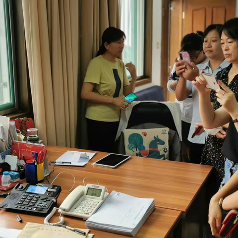 洪家楼街道迎接区妇计中心半年考核检查