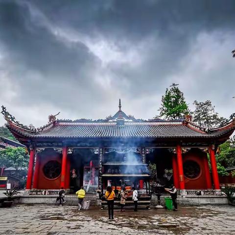 雨后弘福寺