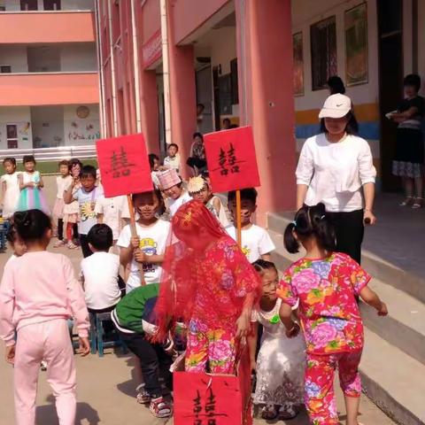 我们幼儿园毕业了